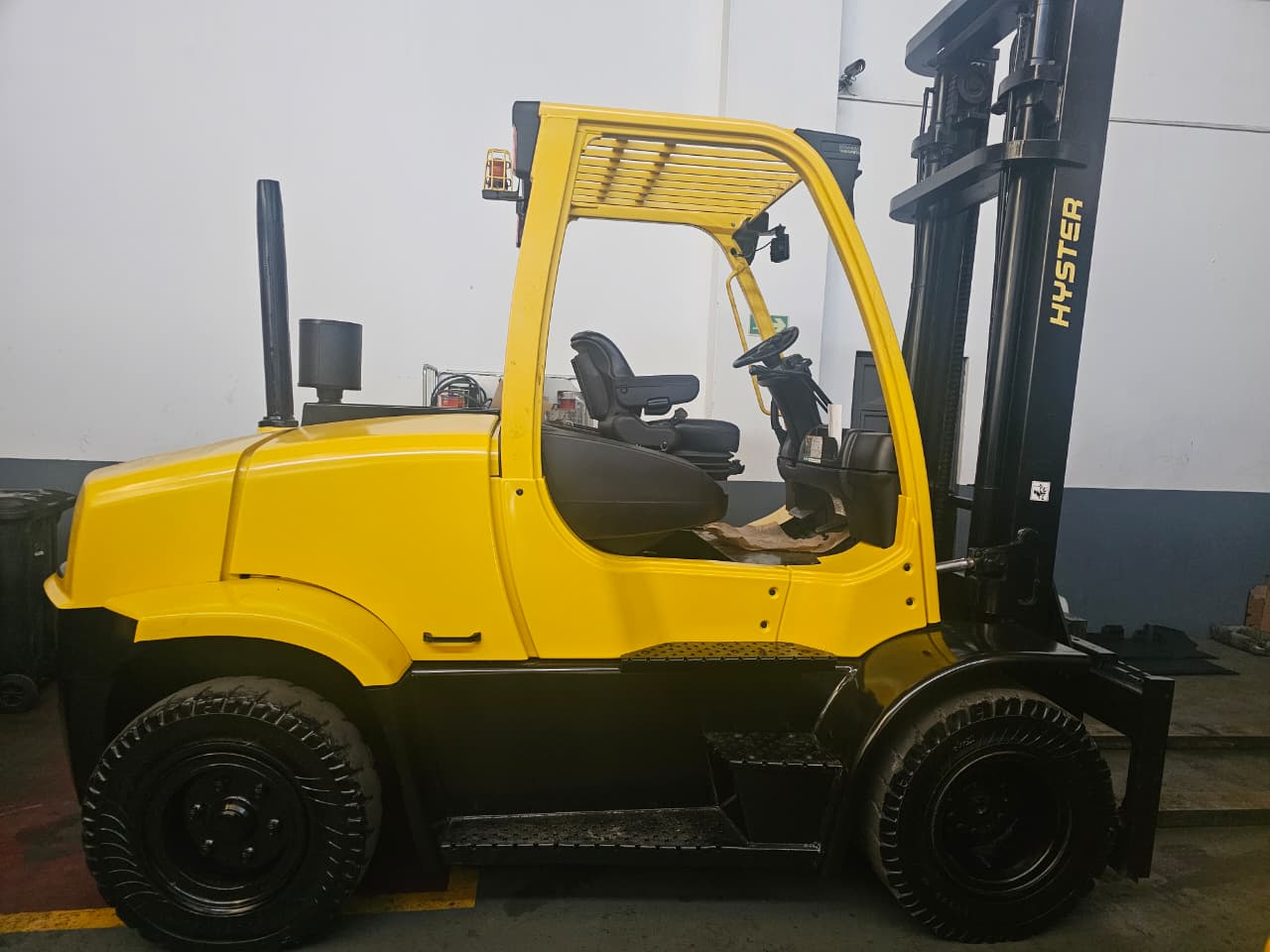 Forklift 25